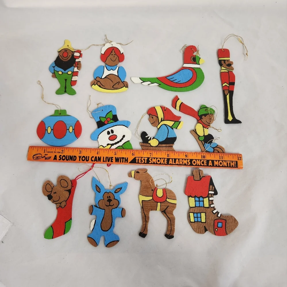 12 Flat Wooden Christmas Ornaments Vtg Snowman Bird Soldier Sled